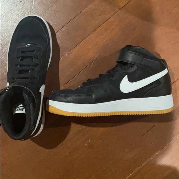 Nike Shoes | Black And White Suede Gum Bottom Air Force S | Poshmark